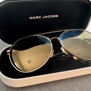 MARC JACOBS sunglasses
